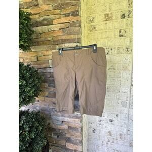 REI Women's Tan Shorts